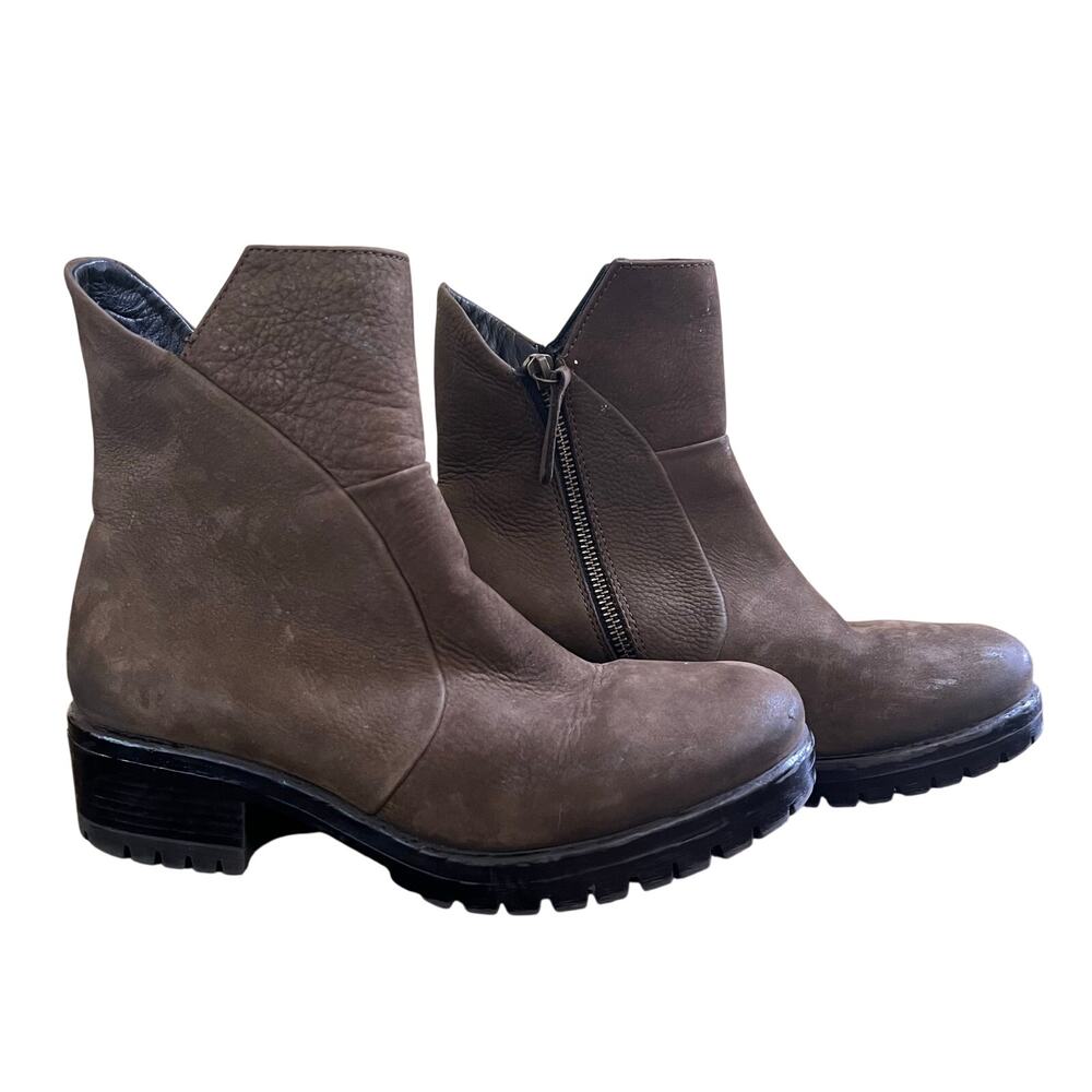 Bueno Forge Women's Gray Taupe Leather Short Boots Size 38 US 7.5-8 Cabincore